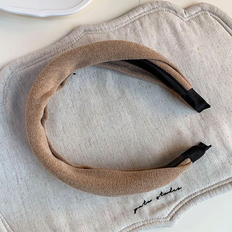 

New Light Luxury Wide Headband: Korean Fashion Influencer Style