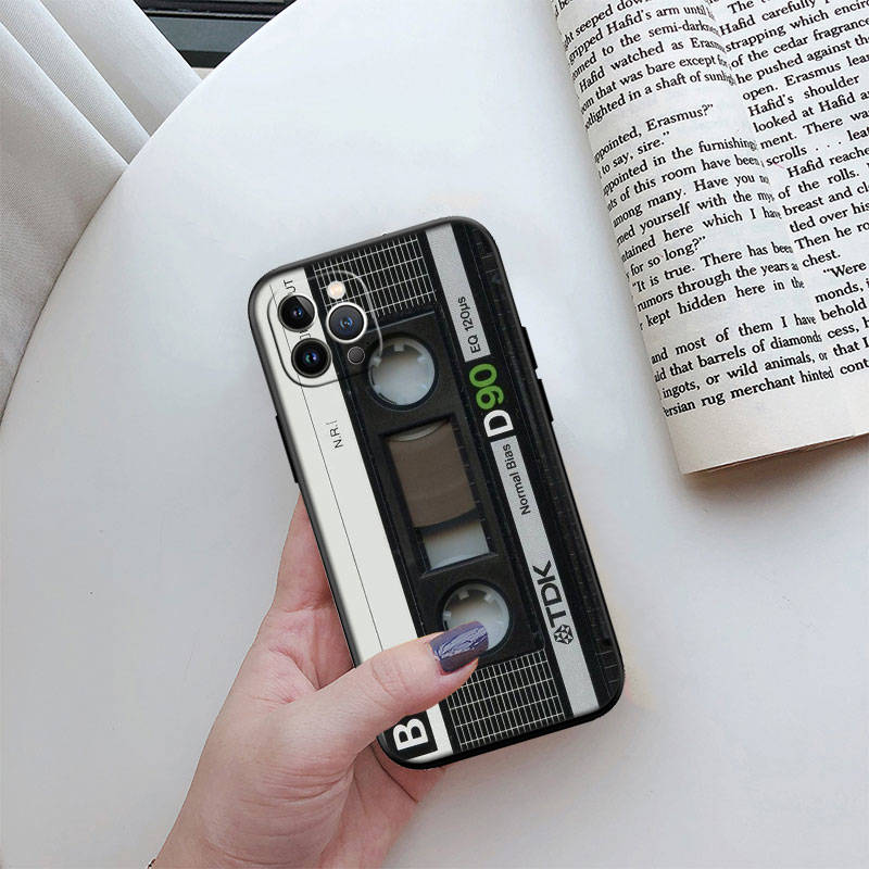 IR30 Vintage Boombox Tape Shell for Samsung Note 20 10 S25 Plus Ultra Lite A51 A52 A53 A71 A72 A73 M20 M30 M21 M31 M51 A11 A70 A56 A26