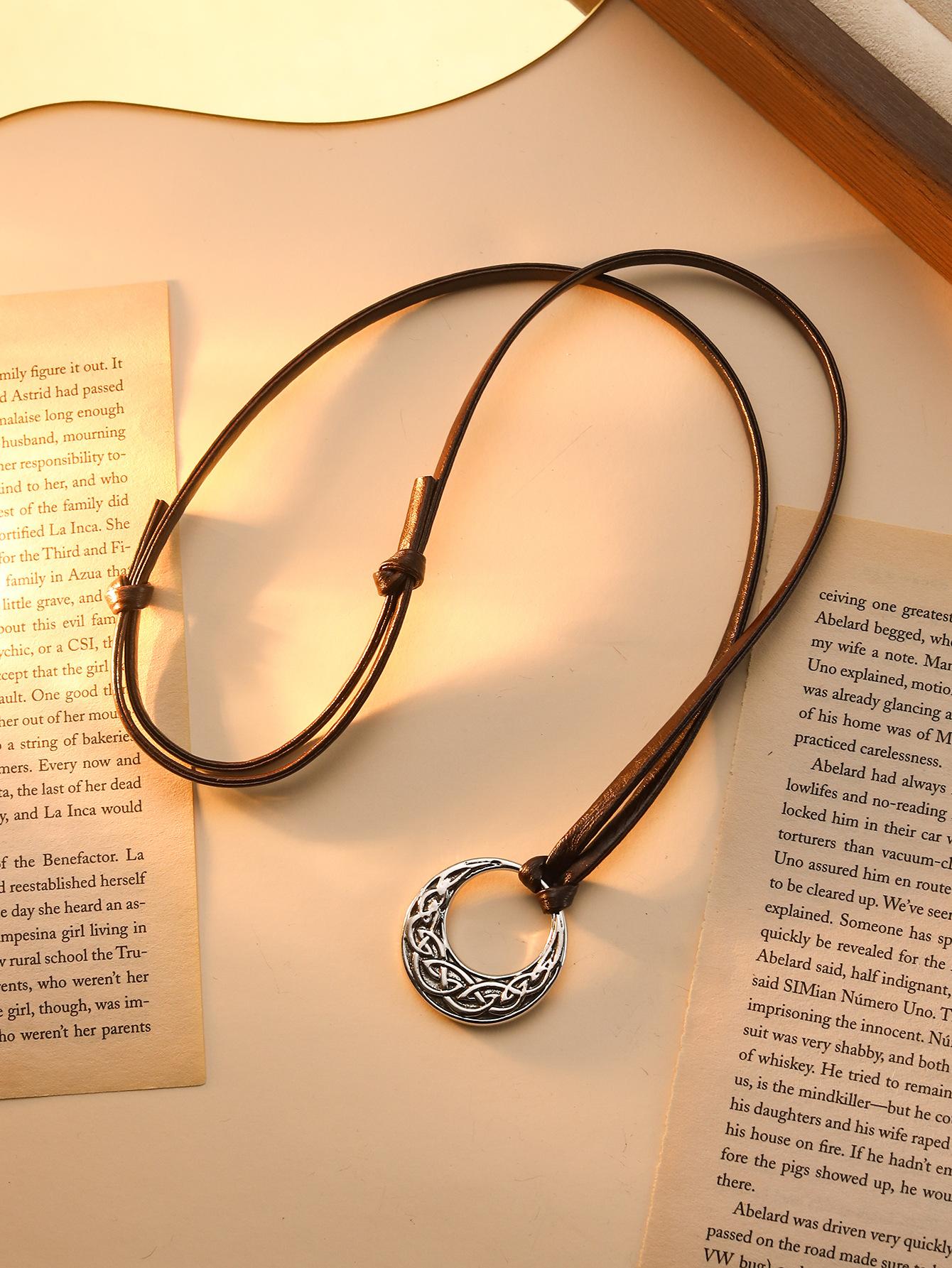 Vintage Viking Celtic Knot Round Pendant Necklace Men S Nordic Ethnic Style Sweater Chain Trendy Cool Necklace