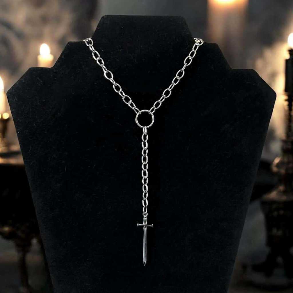 Gothic Dagger Pendant Chain Jewelry For Women With Zinc Alloy Charm