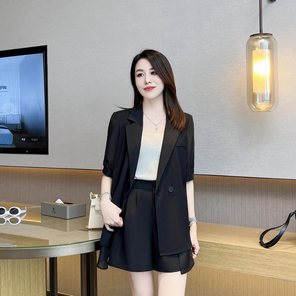 Chiffon Patchwork Plus Size Summer Suit: Wide-Leg Shorts & Blazer Set for Women, 2026