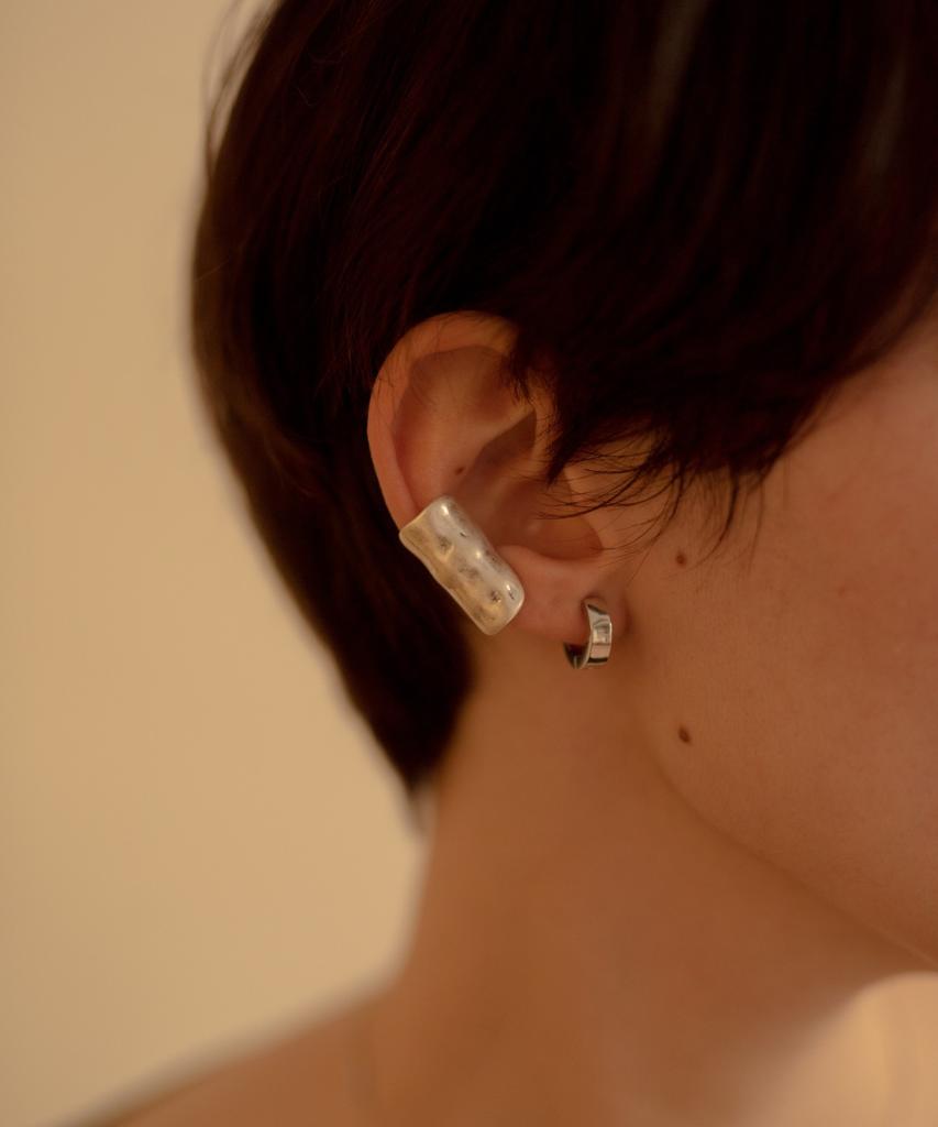 Novice Tokyo Lap Ear Cuff / Silver