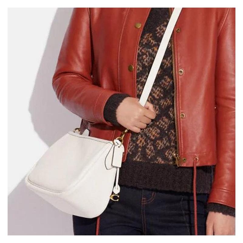 Coach Cary 28 Solid Color Zipper Metal Buckle Classic C Logo Pebble Leather Shoulder Crossbody Bag Large Size Women's White