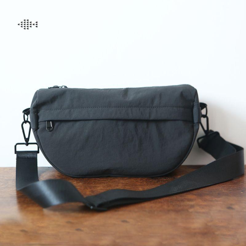 

Lanspace Повседневная сумка на одно плечо из ткани и нейлона в японском стиле Black