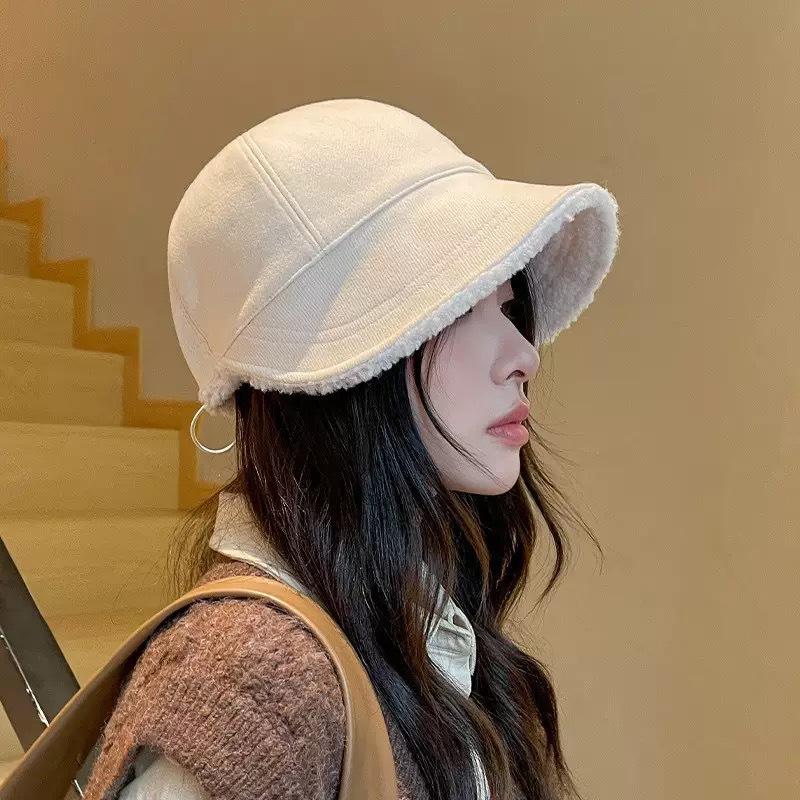 Autumn and Winter Korean Style Warm Peaked Cap for Women Cold Proof Thickened with Velvet  Slimming  Double Sided Equestrian Hat