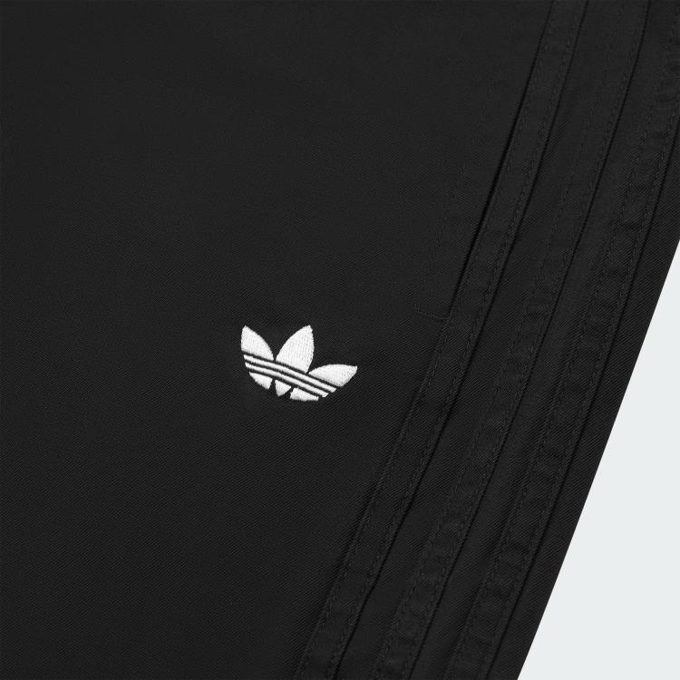 adidas Originals SS25 Pantaloncini Tessuti Moda Comodi Versatili Larghi Pantaloncini Sportivi Pantaloncini Uomo KG6693