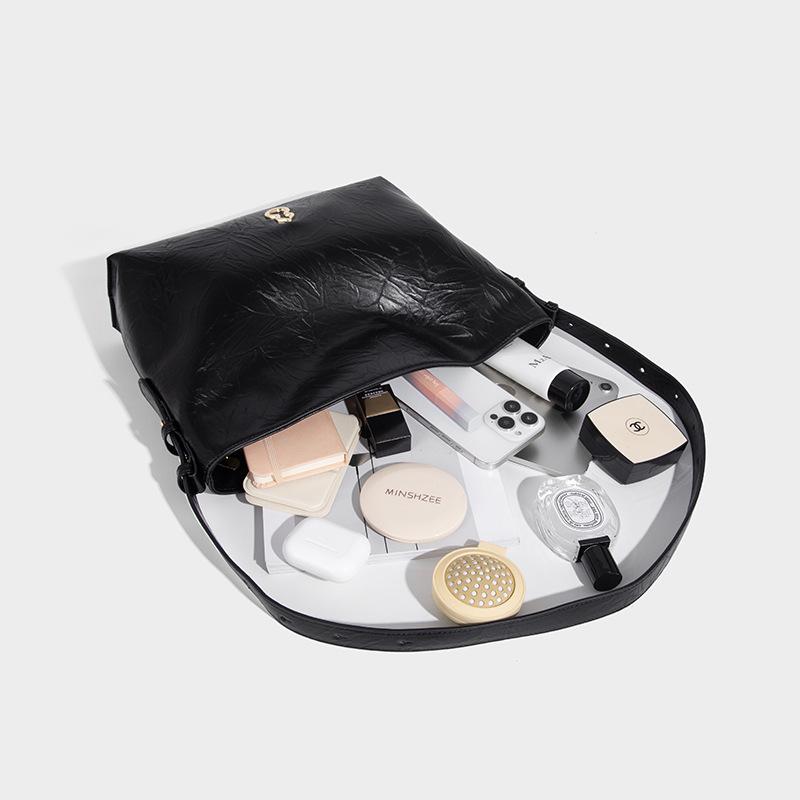 Large Capacity Tote Bag for Women 2025 New Trend Commuter Shoulder Bag Celebrity Style High-Quality Fashion Crossbody Bag