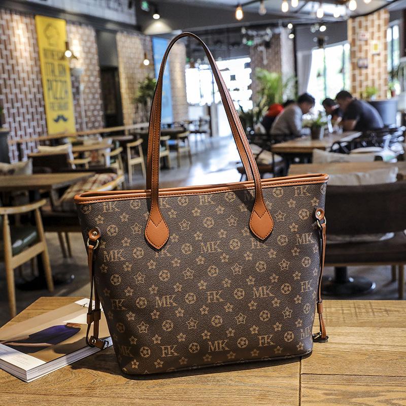 

Сумка женская новая большой вместимости на плечо женская сумка модная сумка-тоут сумка для ребенка и мамы осень-зима высококлассный тренд