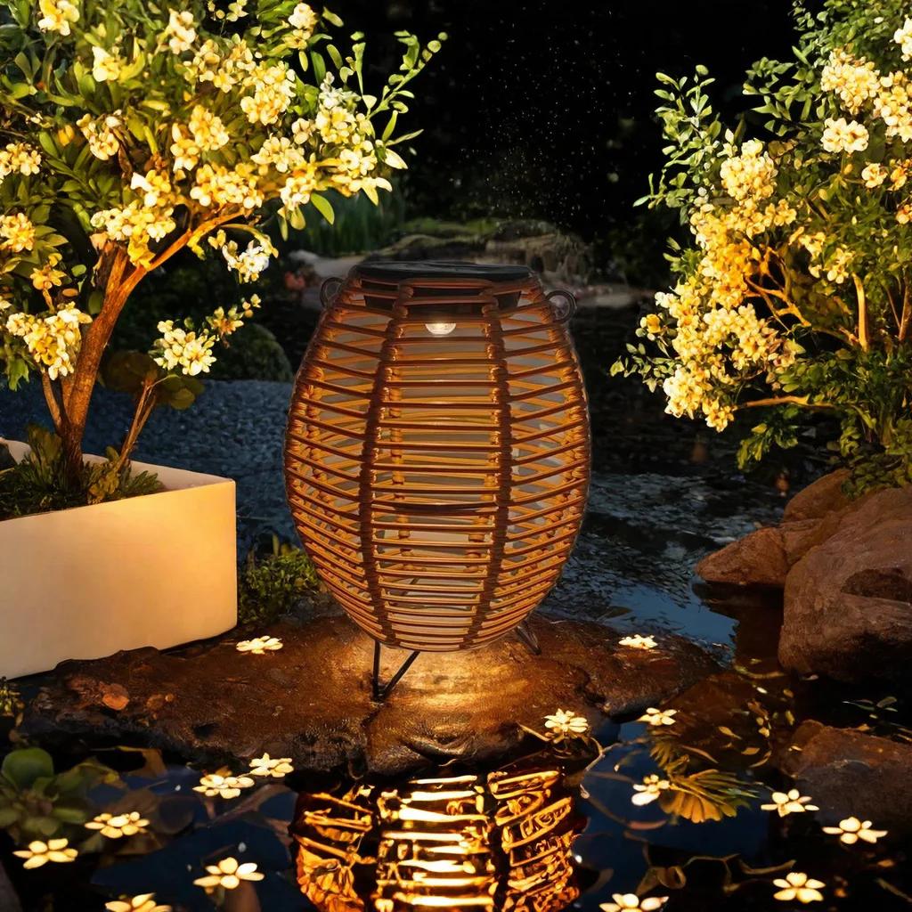 Solar Lamps Handmade Rattan Lanterns Creative Rattan Decoration Waterproof and Rust-proof Courtyard Garden Outdoor Lighting