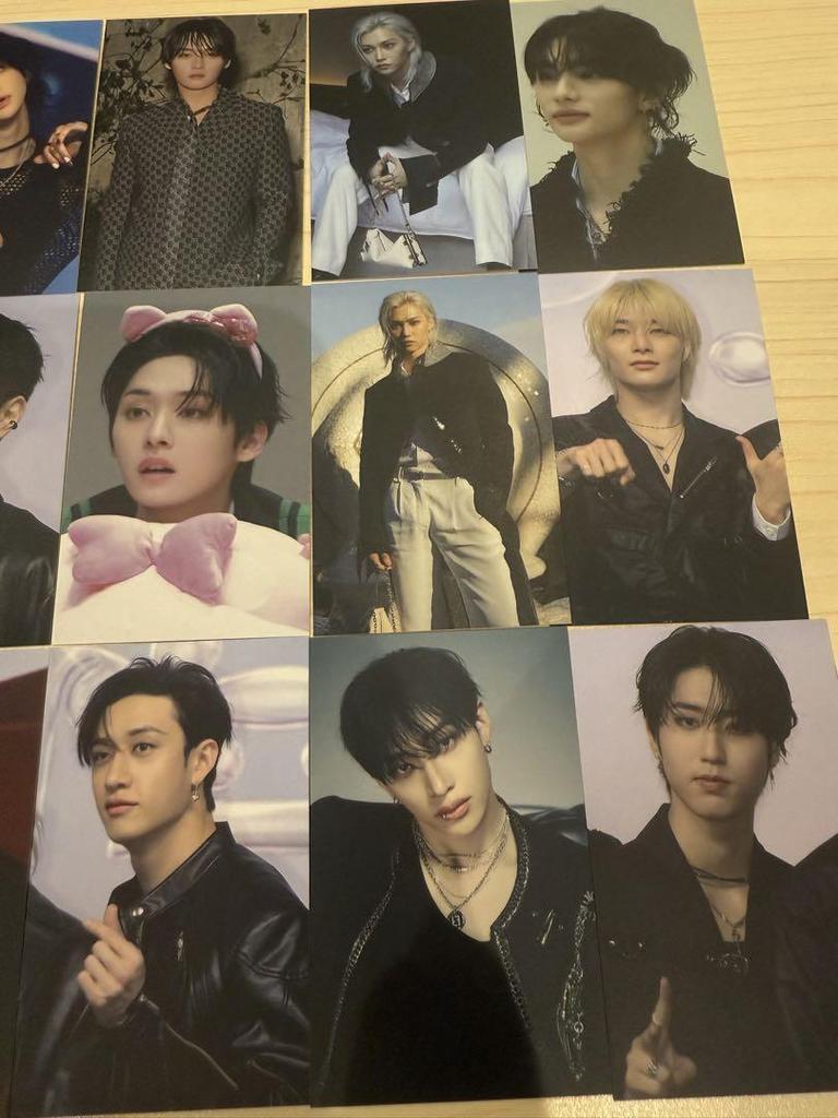 [USED] Stray Kids Photo Cards Set of 20 Purchased in Korea / Signed Print