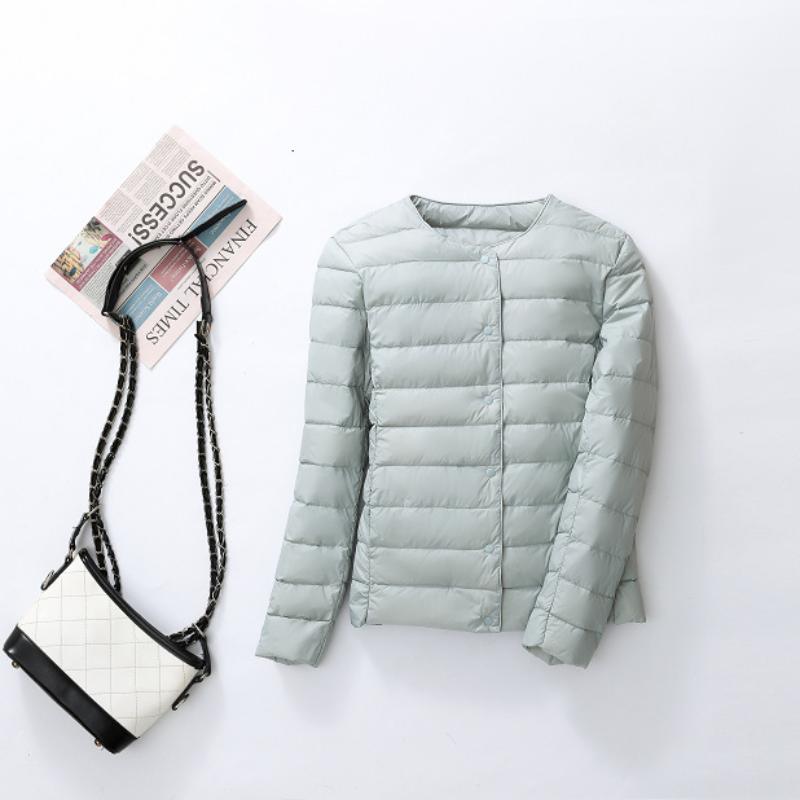 Nové dámské jednobarevné lehké péřové kabáty bez límce na knoflíky Teplá krátká péřová bunda Měkká pohodlná zateplená Slim krátká prošívaná bunda