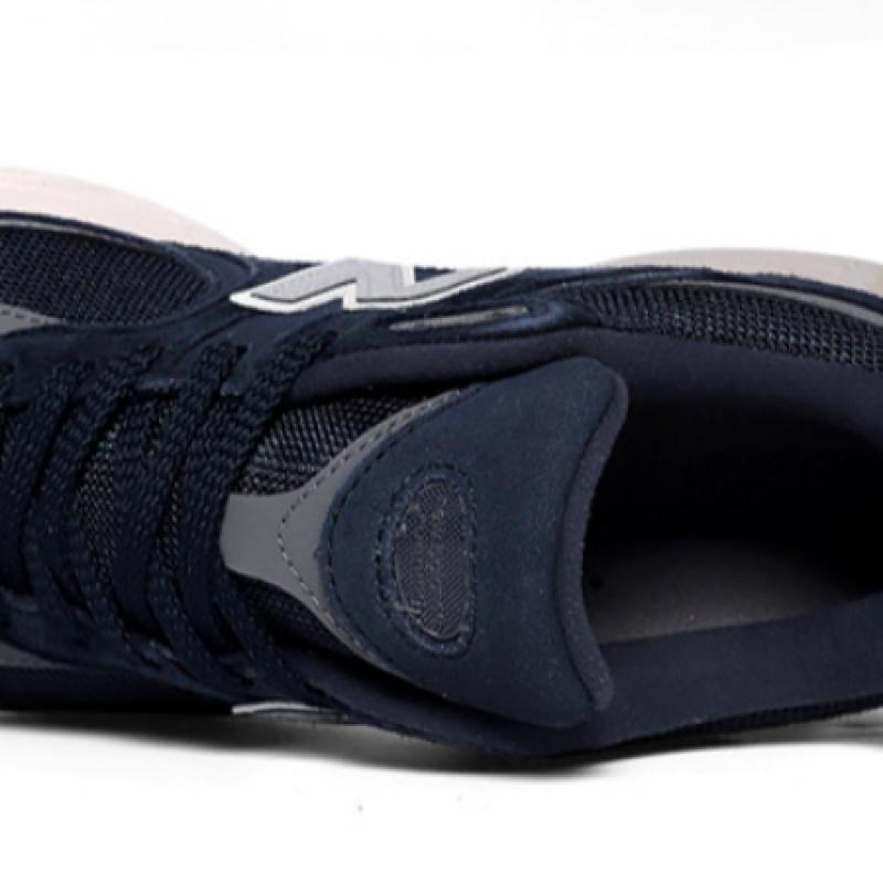 New Balance 2002 Sneakers Unisex M2002rca