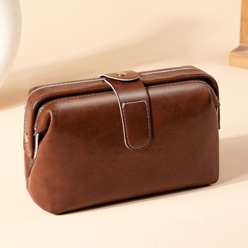 

1Pcs Girl Solid Color Button Coin Purse Vintage Pu Leather Cosmetic Bag For Women Large Capacity Makeup Case Waterproof темно-коричневого кольору