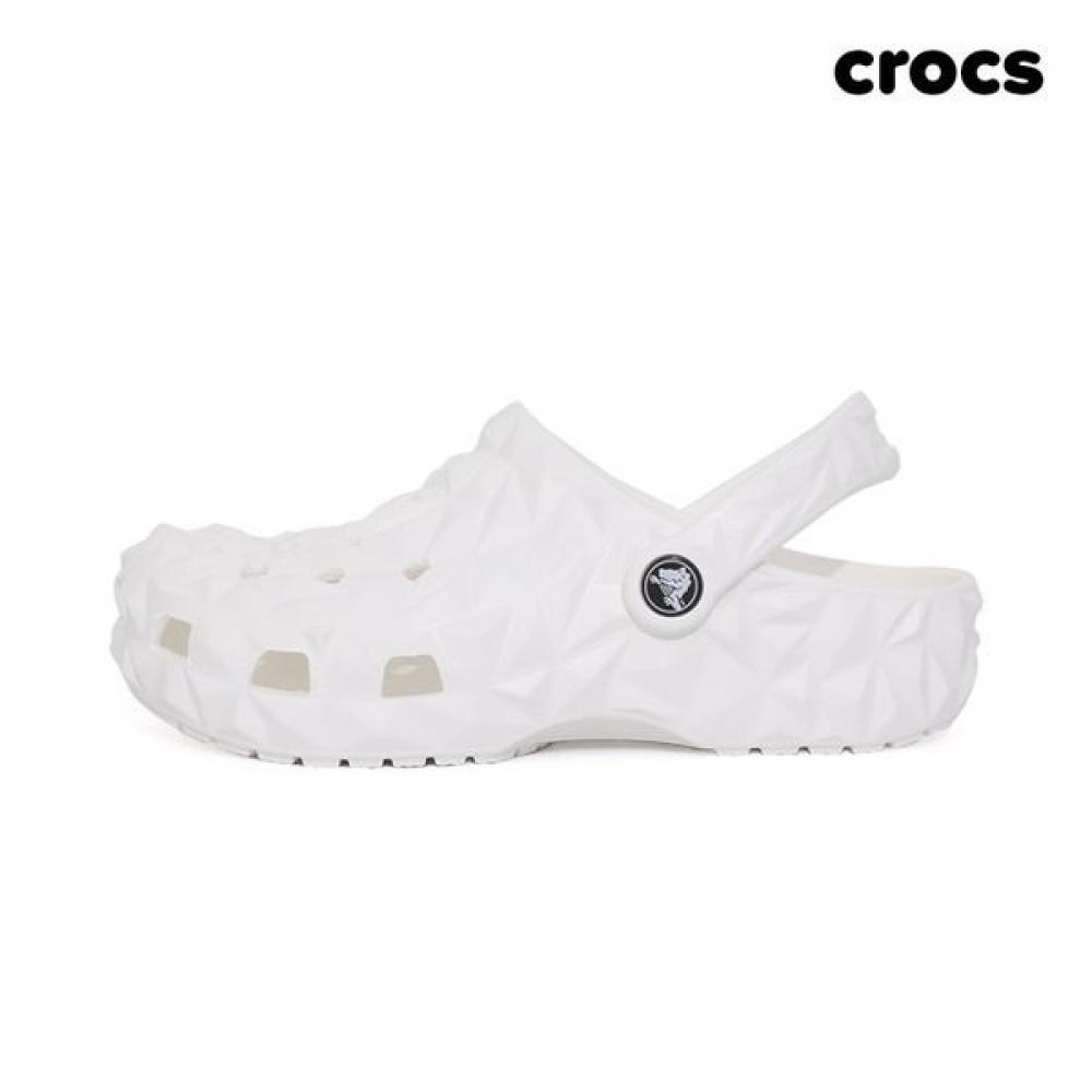 Crocs Classic Geometric Clog Sandal 209563 100