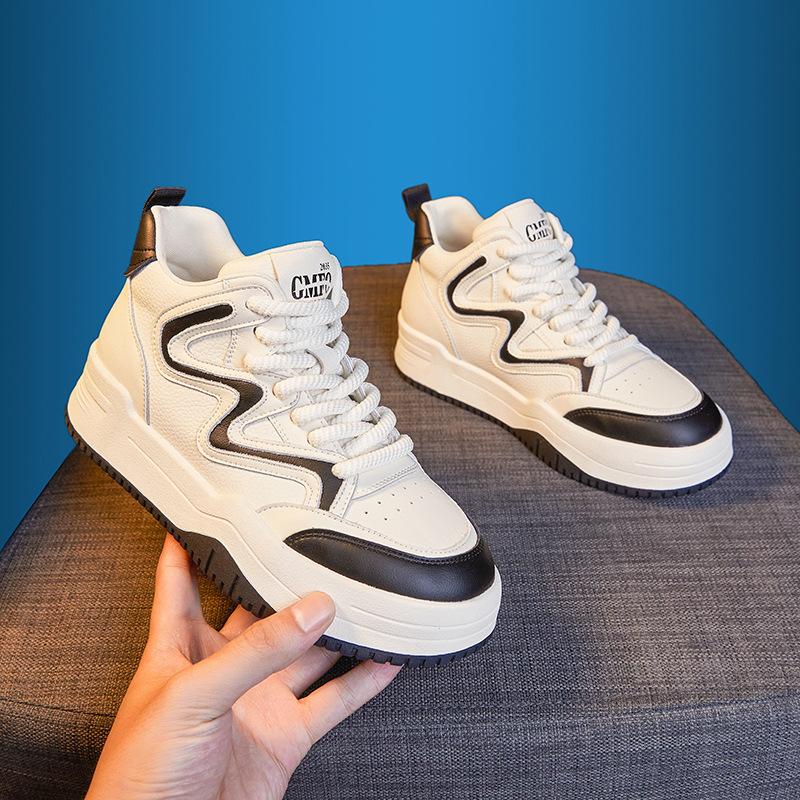 Leather flat-soled white shoes women's fashion trend 2025 new autumn shoes women's thick-soled versatile casual sports board shoes