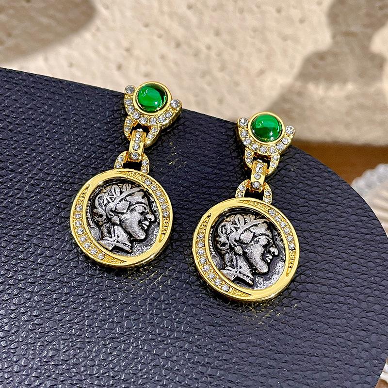 Classic Middle Women Girls Enamel Flower Earrings Ear Clip Vintage Elegant Lady High-end Party Banquet Accessories Jewelry