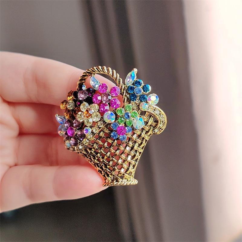 Vintage Cute Creative Flower Basket Brooch Women'S Suit Trendy Accessories Corsage Coat Coat Decoration Pin Scarf Buckle