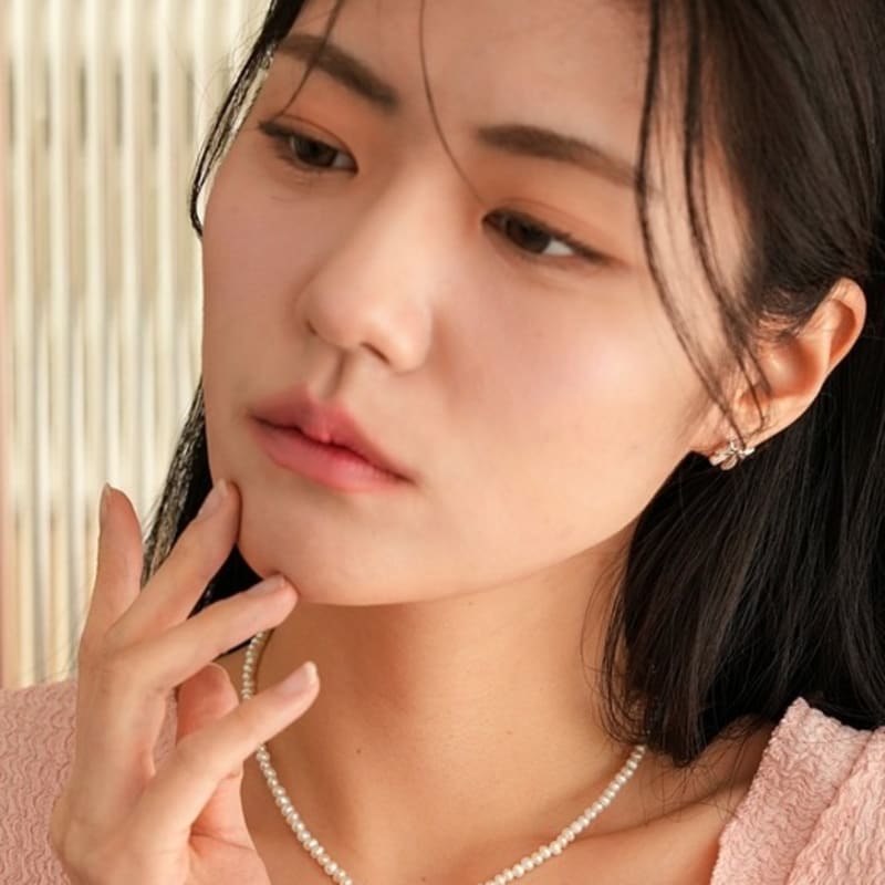 BELLOOGGI Heart Ribbon Pearl Necklace