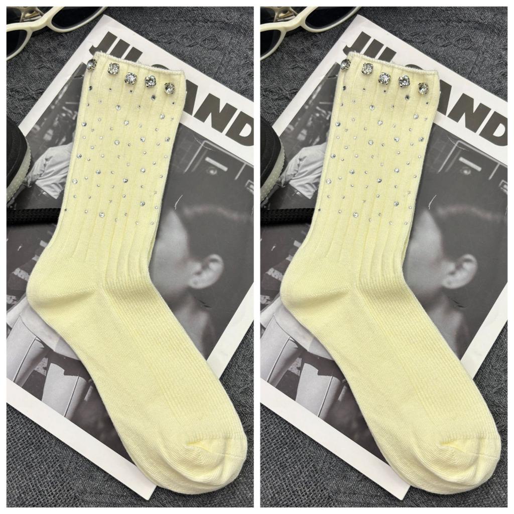A Pair of Short Socks Accessories Socks Autumn and Winter New Personality Fashion Warm Rhinestone Decoration Socks