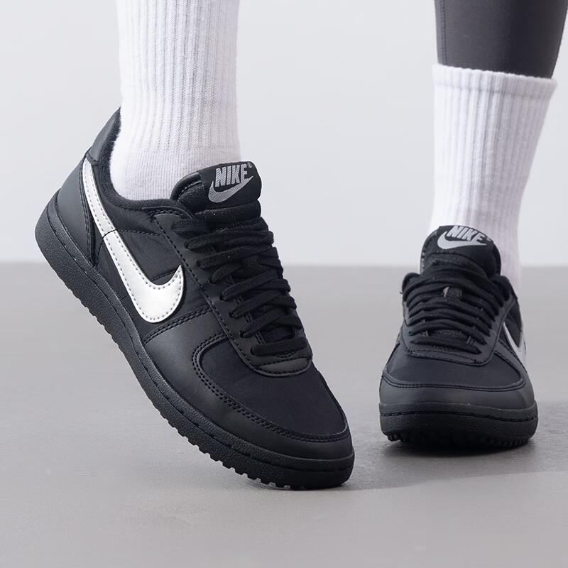 Nike FZ5593-001 Women s Lifestyle Sneakers 9