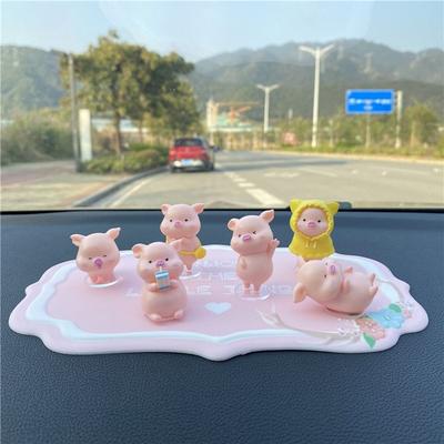 6 Stück Süße Cartoon-Bastelarbeiten Autozubehör Auto-Schmuck Sparschwein Mittelkonsolen-Dekoration Auto-Armaturenbrett Spielzeugfiguren