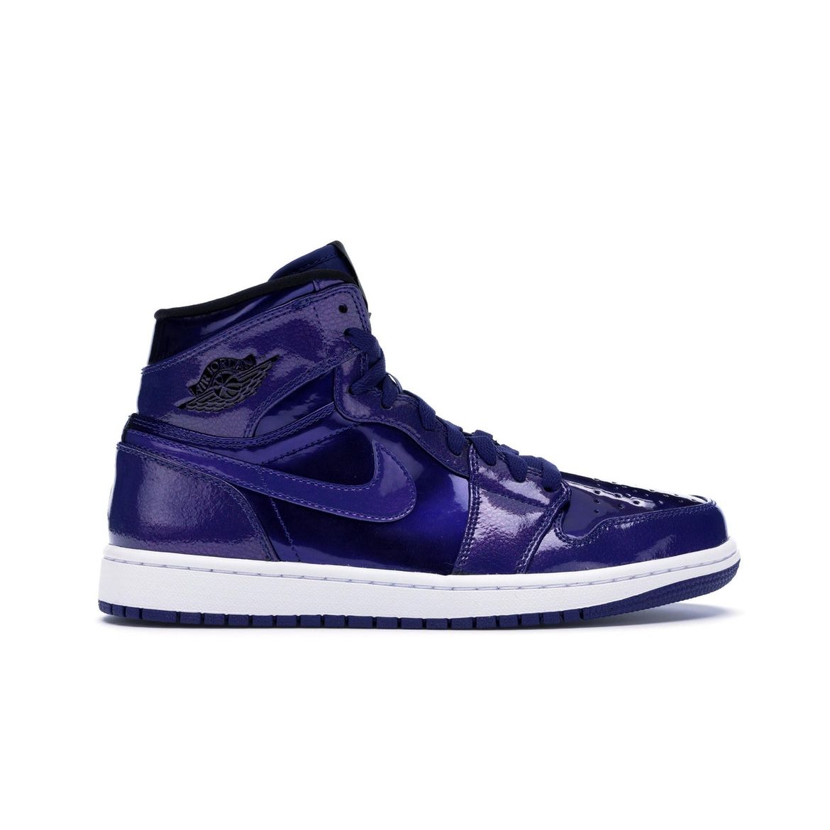 

Мужские кроссовки Air Jordan 1 Retro High Deep Royal Синие Черно-Белые 332550-420