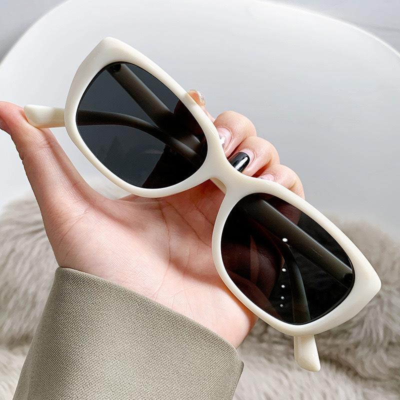 

Fashion Large Frame Sunglasses for Men Women Luxury Design Sunglasses Outdoor Driving UV Protection Sunglasses Shades UV400