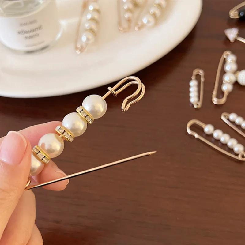 2pcs-Women New Skirt Waist Artifact Waist Pin Cute Imitation Pearl Rhinestone Brooch Anti-lighting Pin Jewelry
