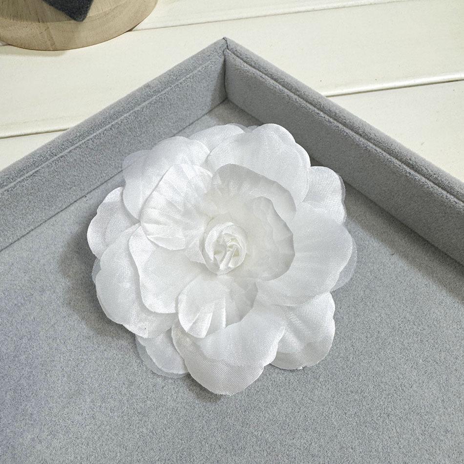 Suqi Kegensai Silk Chiffon Camellia Brooch for Women - Fabric Flower Pin Badge Accessory
