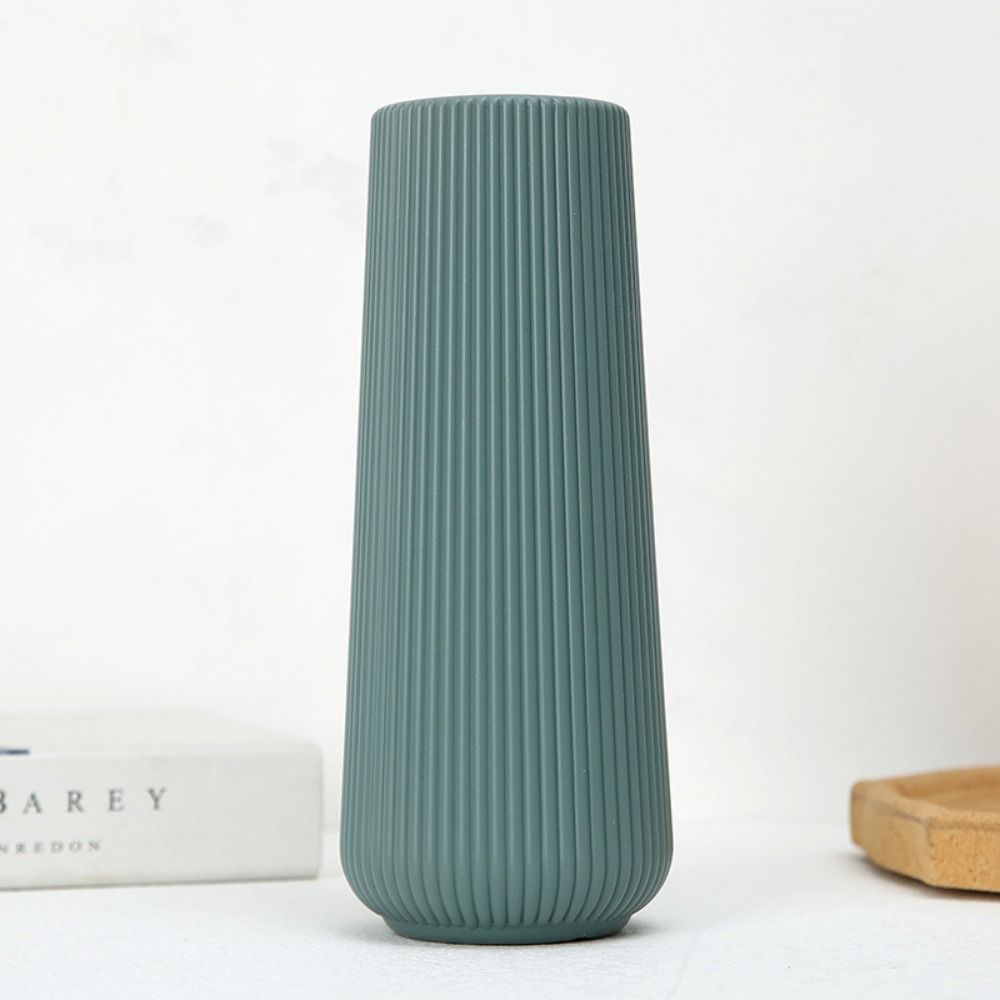 Vertical Plastic Vase Flower Art Nordic Vase Ornaments Light Luxury Hydroponic Vase  Table