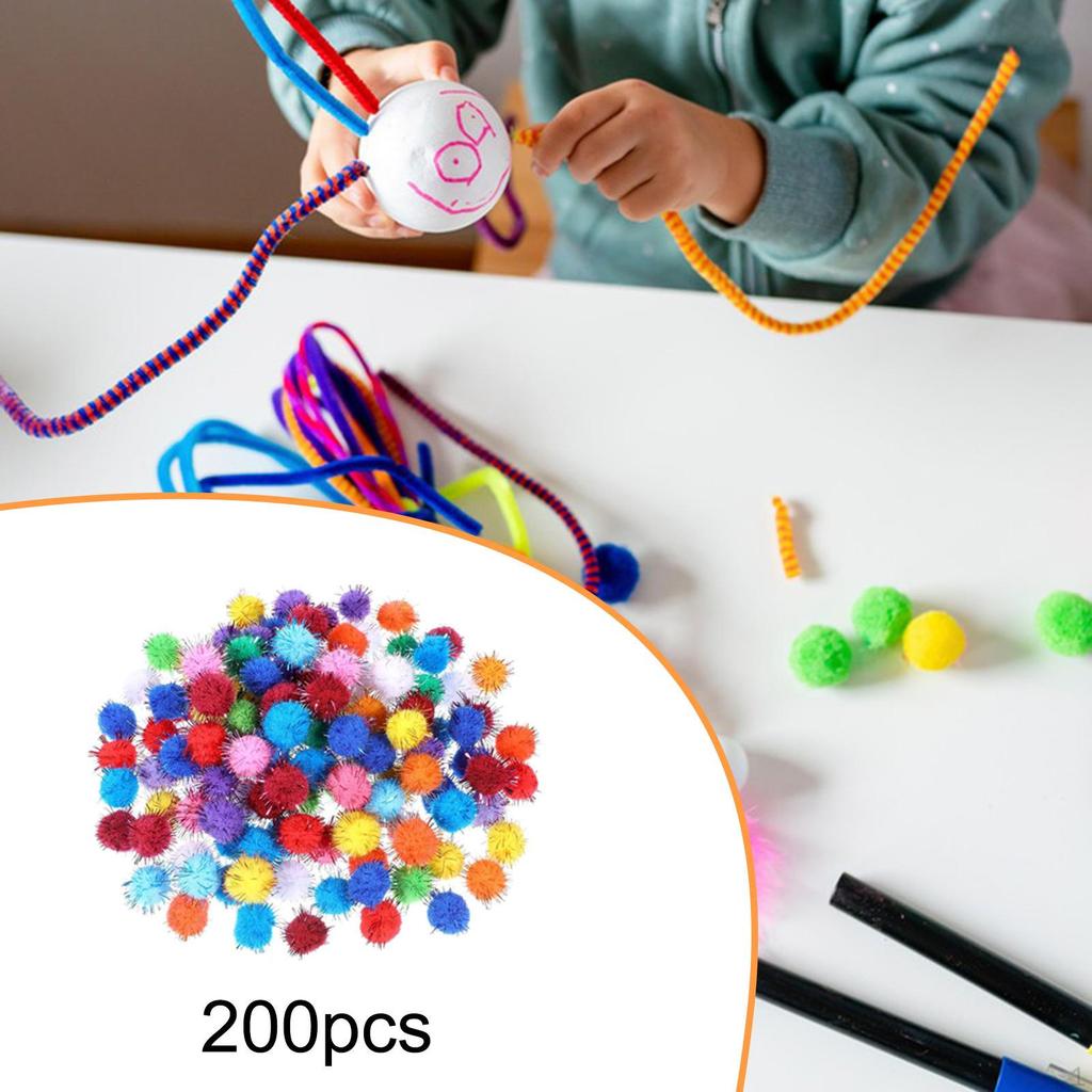 200 kusů pomponů Měkké DIY Kreativní řemesla Umění a pro Hobby Potřeby Dekorace Škola