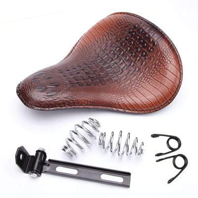 Ve timsah derisi Şok emici Harley, Honda, Yamaha, Kawasaki, Suzuki için motosiklet tek kişilik sele minderi. Evrensel, özelleştirilebilir, kahverengi, desenli.