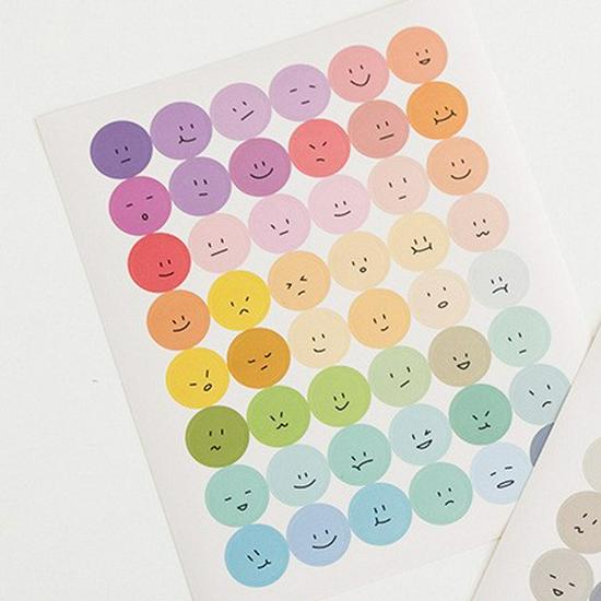 Morandi Color Smile Face Sealing Stickers - Round Cartoon Expression for Scrapbooks & Cards