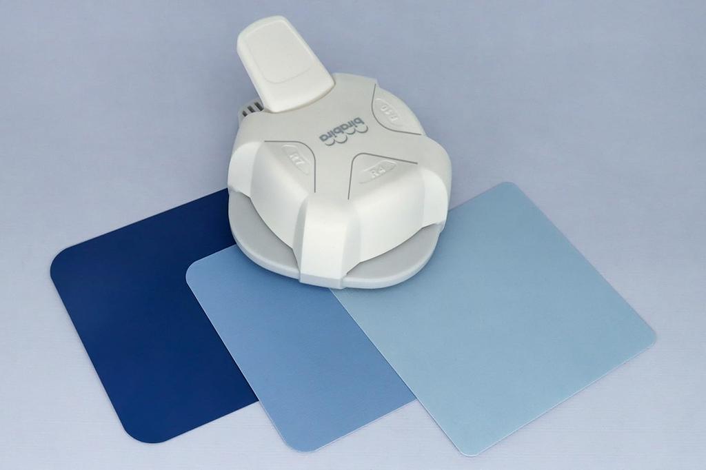 Bira Craft 3-Way Corner Rounder, 3-in-1 Lever Action Corner Craft Punch for Paper Crafts and Scrapbooking