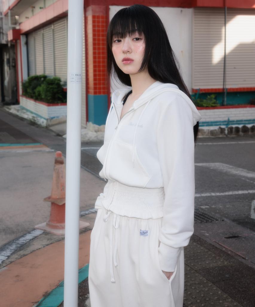 ROSEFRANTZ Back Pocket String Sweatpants [Ivory]