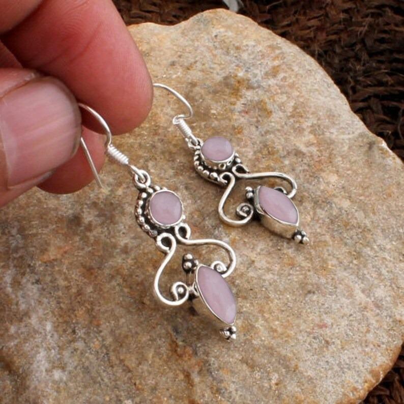 Orecchino con gemma di quarzo rosa, Orecchino pendente, Gioiello boho, Regalo per lei, Regalo di compleanno, Gioiello fatto a mano, Orecchino in argento 925