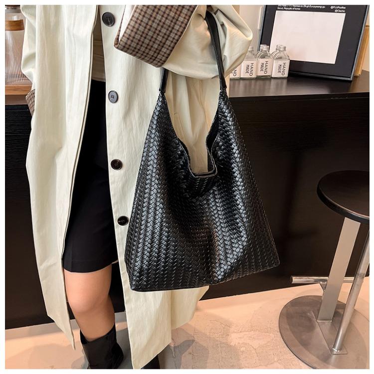 Fashion Women Shoulder Bag Large-capacity Leisure Commuting Bag with Pouch Top Handle Bag Trendy Satchel Hobo Bag Woven Tote Bag