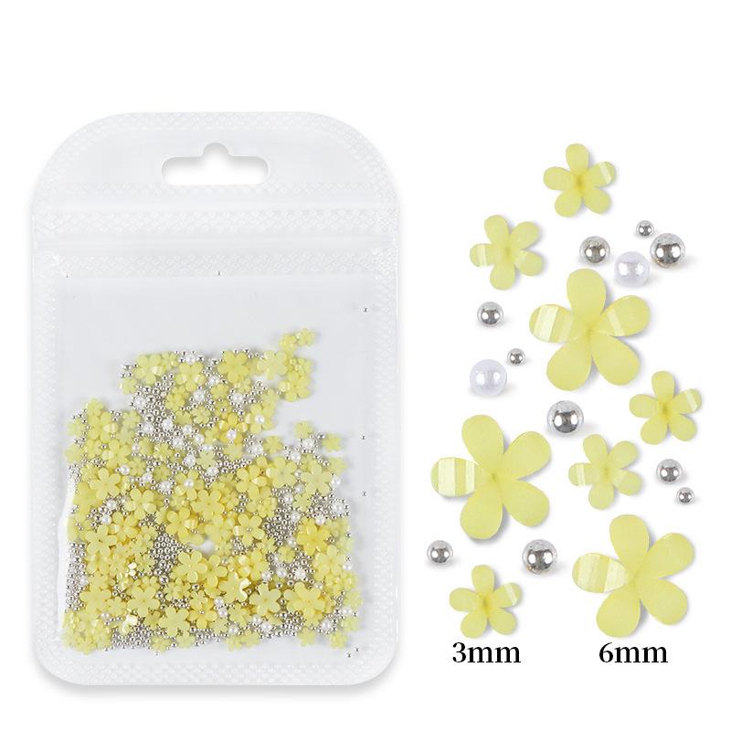 200pcs Five-Petal Nail Art Flowers with Gold & Silver Beads - White & Pink Resin Ornaments