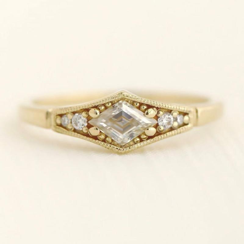 Selling Gold Plated Stainless Steel Rings For Women Heart Ring Jewelry Accessories