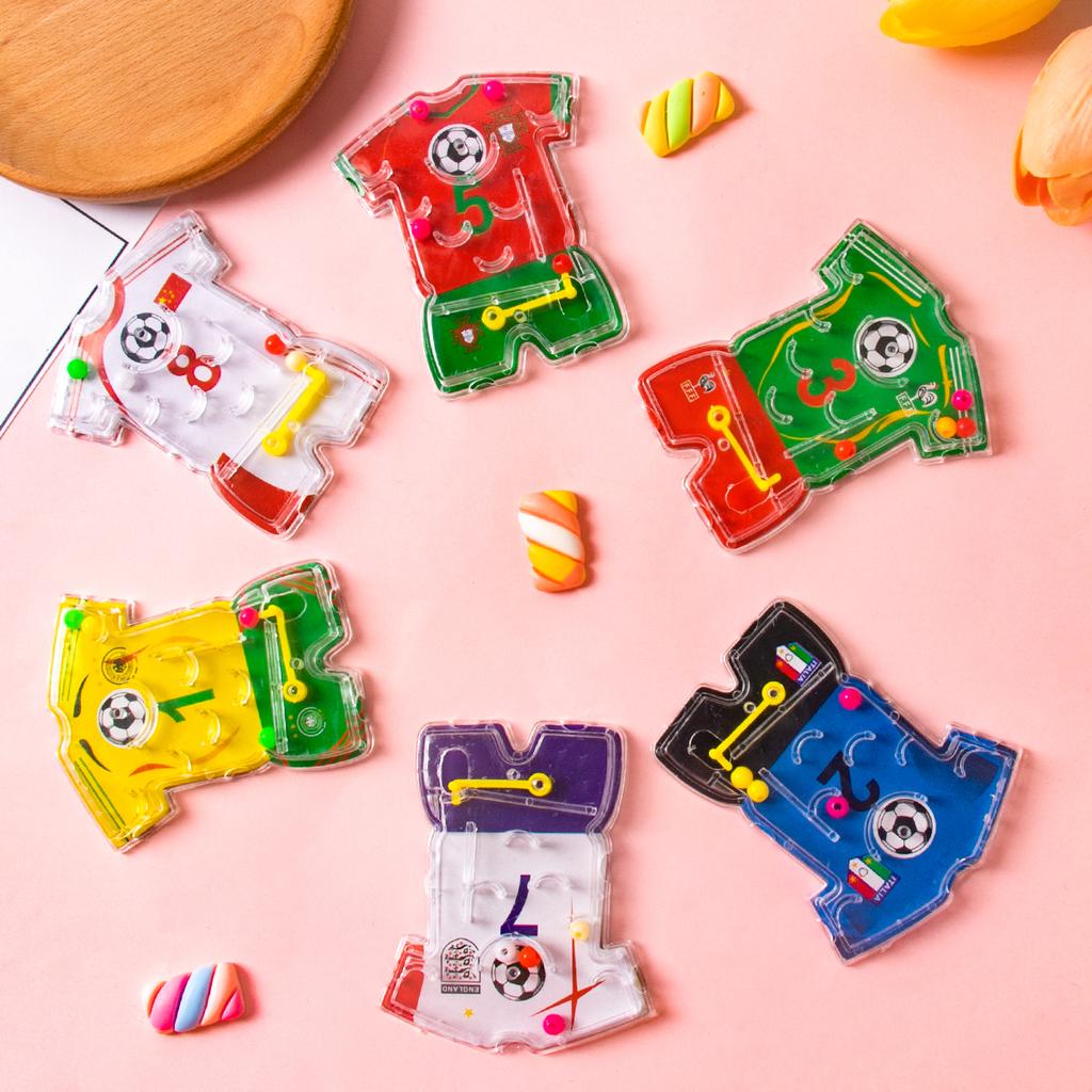 10/20pcs Football Party Favors Soccer Maze Game Boys Soccer Theme Pinball Game Toy Birthday Party Decoration Kids Christmas Gift