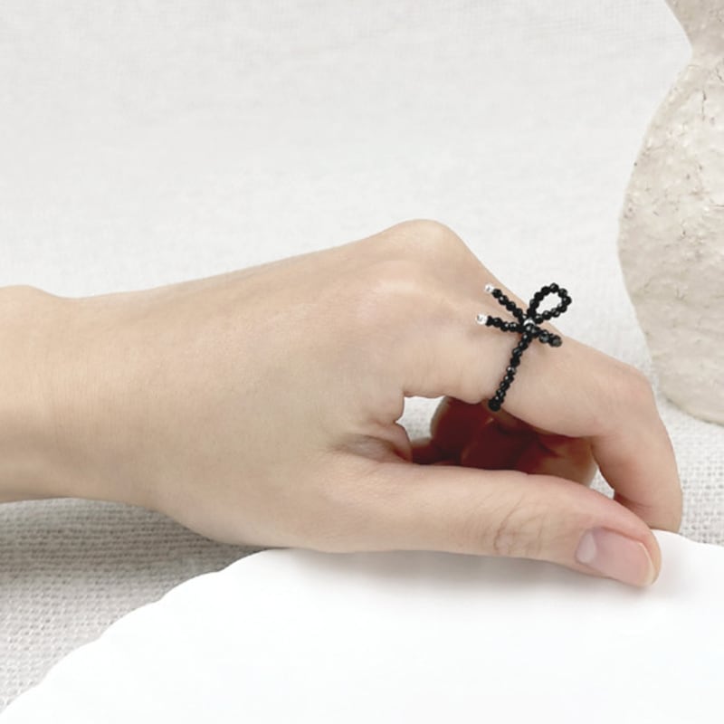 Metamic Glory-Bow Ring