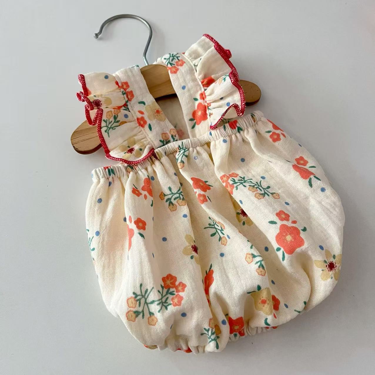 

Милый питомец маленькая собака собака кошка одежда весна и лето тонкая хлопковая пряжа юбка с рукавами-фонариками XXL бежевый