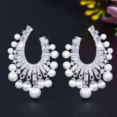 E0321 Perlenschmuck Nadel Mikro-Inkrustierter Zirkon Hohl Leichte Luxus Ohrringe Stecker