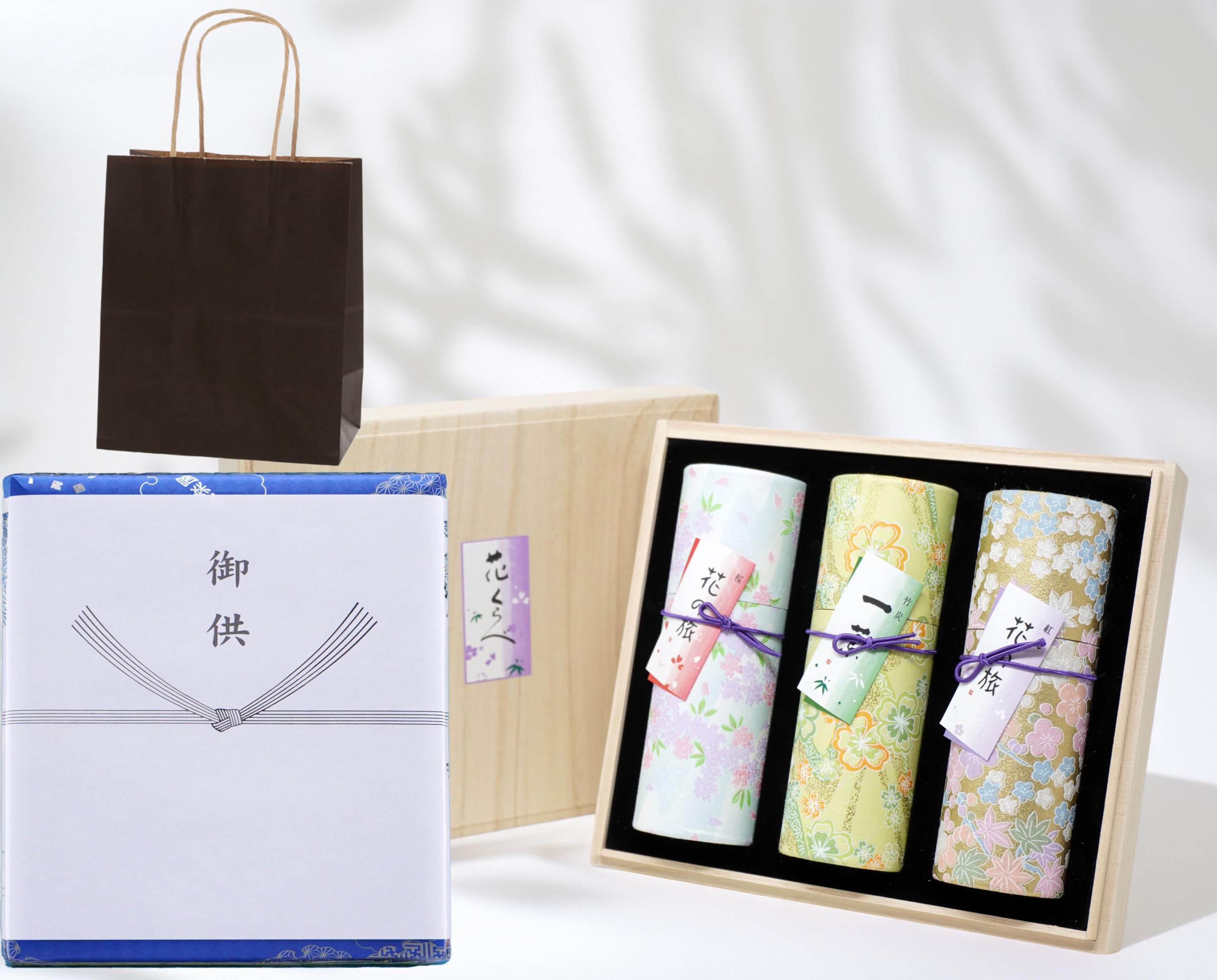 Eirakuya Hanakurabe Sanshu Koh Incense Set Luxury Paulownia Box Low Smoke Red Plum Cherry Ichiyo (Bamboo Charcoal Scent) Gift for Obon Mourning Gift