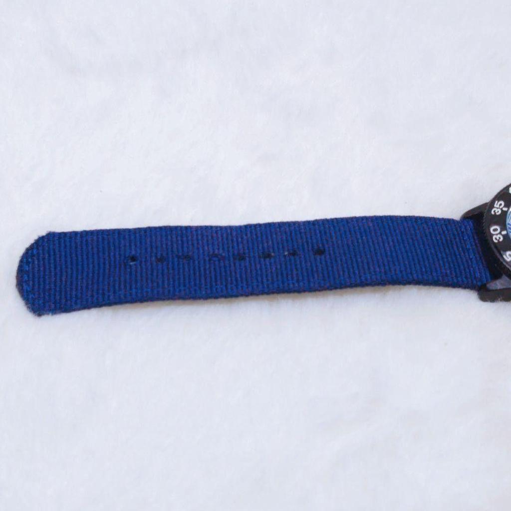 Used Working Item LUMINOX NAVY SEAL Navy Seals 3000/3900 V3 Blue Blue Dial Luminox