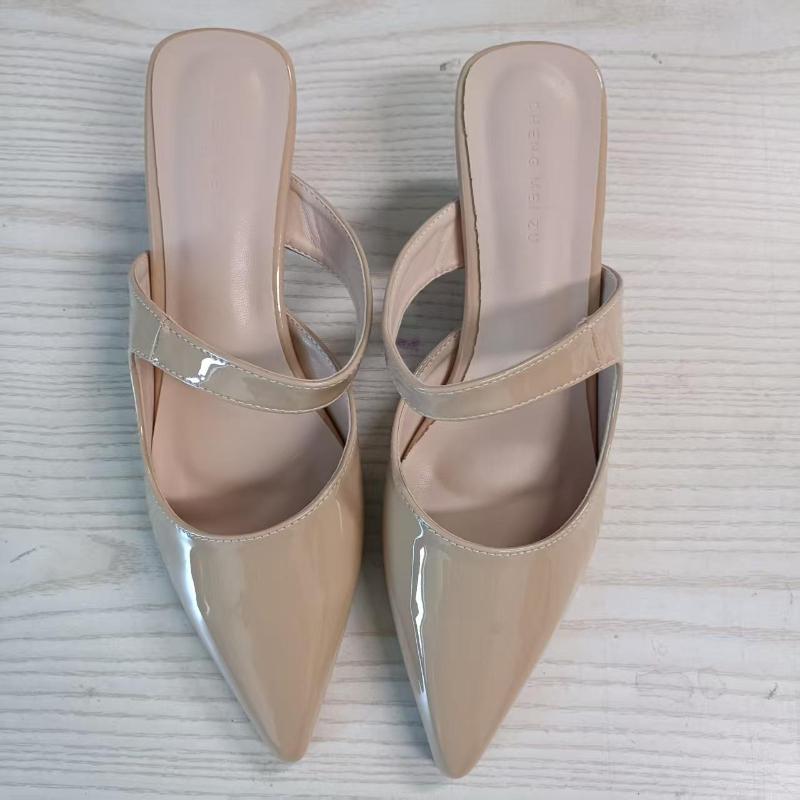 Halbschuhe mit hohen Absätzen Damen Sandalen Neue Mode Vielseitig Spitz Zehenbereich Coole Hausschuhe Damen Outdoor Tasche Kopf Mules