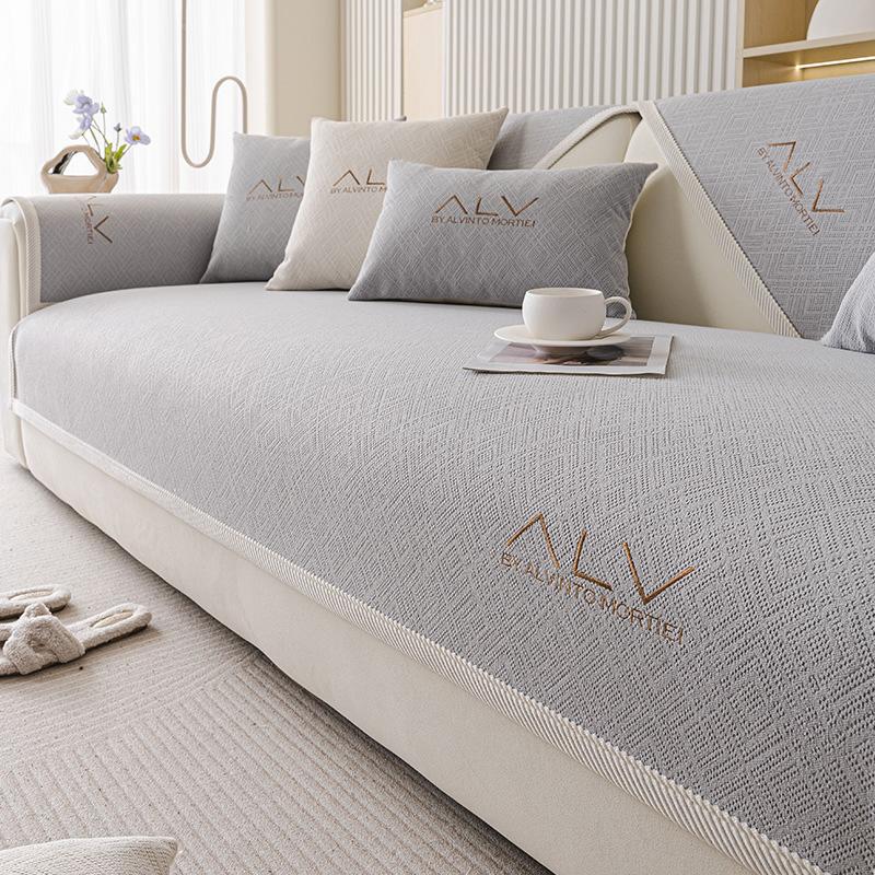 

Подушка для дивана из шенилла Four Seasons, универсальная, нескользящая, легкая, роскошная, высококачественная, простая, современная, чехол для дивана с прямым рядом 70x70cm 1pcs