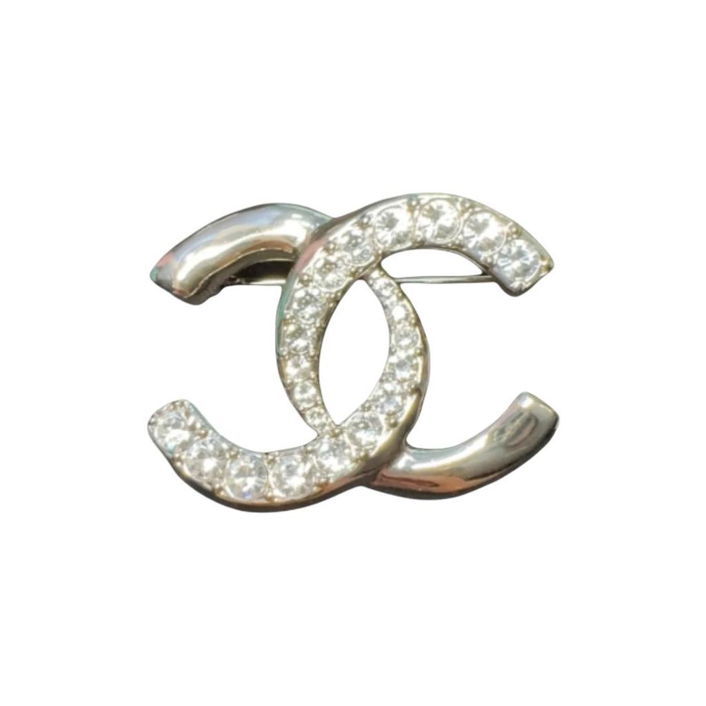 Chanel Double C Design Imitation Diamond Brooch Unisex Accessories Gold ABC552B15387NU491