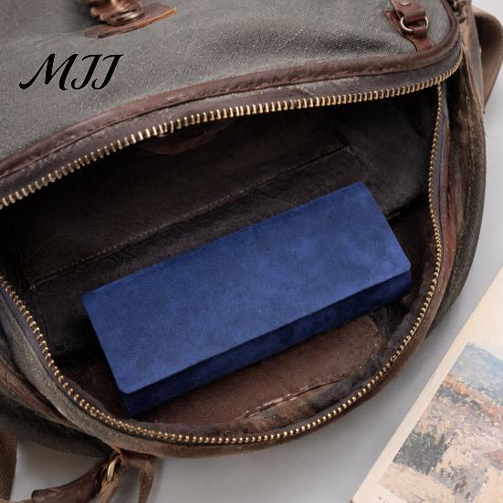 Durable Myopia Glass Case Vintage Magnetic Eyeglasses Case, Hard Shell Sunglasses Holder for Lightweight Eyewear Travel, Portable Anti Crush