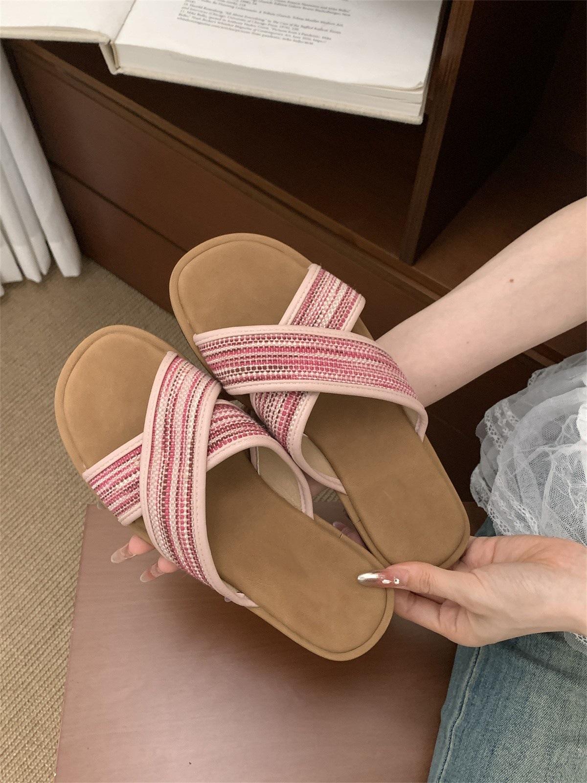 

Flat bottom niche cross with cool slippers women s outerwear 2025 new summer versatile soft sole with skirt beach sandals 35 розовый